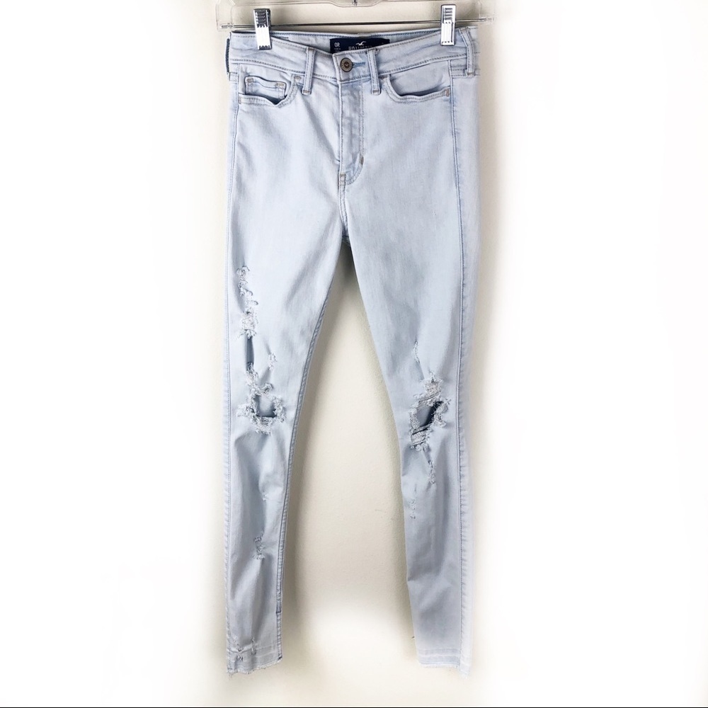 Hollister High-rise Super skinny distressed jeans size 24 light wash grunge